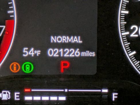 Used 2023 Honda Civic Sport image 15