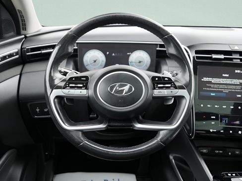 Used 2023 Hyundai Tucson Limited FWD image 18