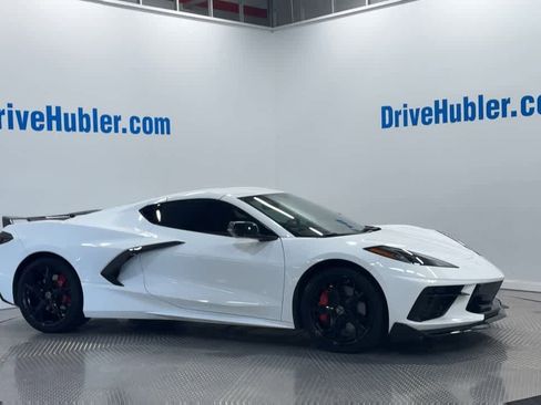 Used 2021 Chevrolet Corvette Stingray Premium Cpe w/ Z51 Performance Package image 5