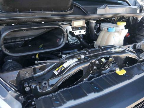 Used 2025 RAM ProMaster 2500 w/ Convenience Group FWD image 12