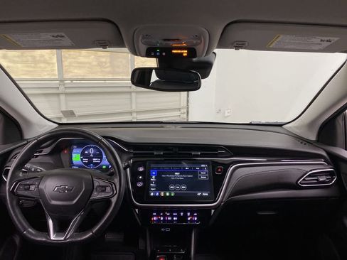 Used 2023 Chevrolet Bolt EUV LT w/ Convenience Package image 13