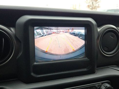 Used 2021 Jeep Wrangler Unlimited Sport image 30