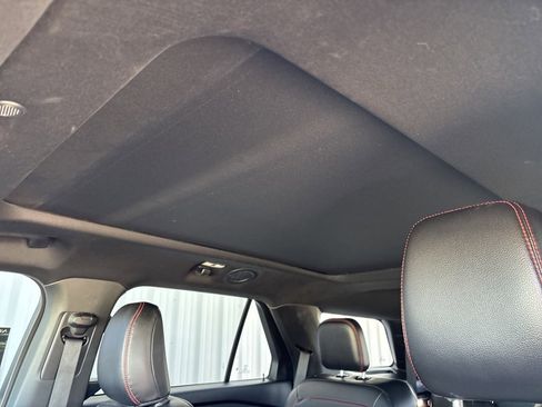 Used 2023 Ford Explorer ST-Line image 27