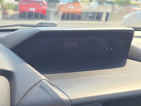 Used 2022 Subaru Crosstrek 2.0i Premium w/ Moonroof Package image 38