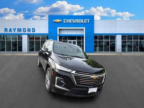 Used 2022 Chevrolet Traverse High Country AWD/4WD image 9