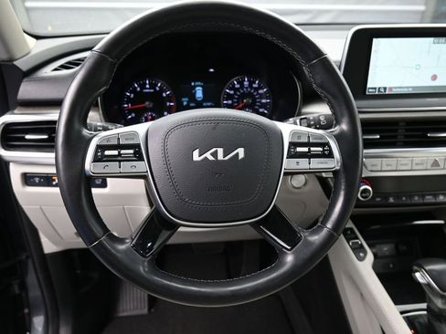 Used 2022 Kia Telluride EX w/ EX Premium Package AWD/4WD image 14