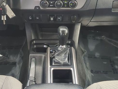 Certified 2022 Toyota Tacoma SR5 w/ Technology Package RWD image 19