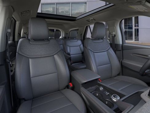 New 2026 Ford Explorer Active image 10