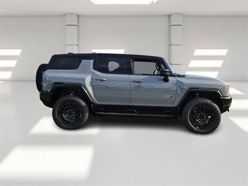 New 2026 GMC Hummer EV SUV image 6