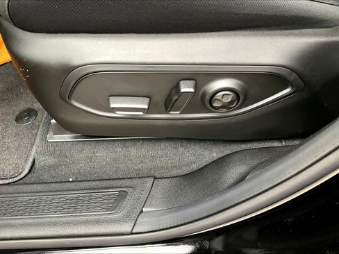 New 2025 Jeep Grand Cherokee Laredo X w/ Luxury Tech Group I image 16