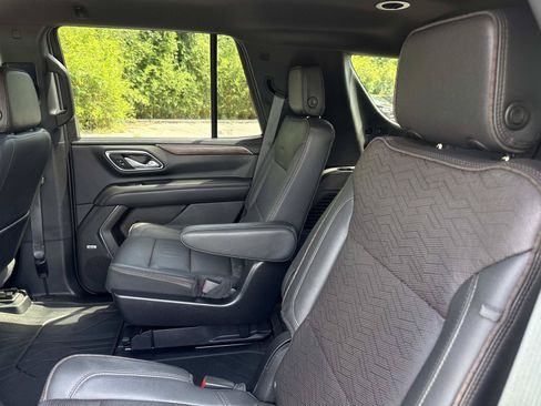 Used 2023 Chevrolet Tahoe High Country AWD/4WD image 11