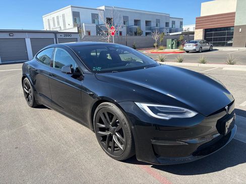 Used 2021 Tesla Model S Plaid image 2