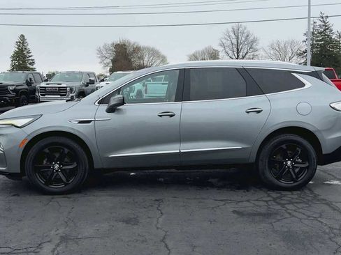 Certified 2023 Buick Enclave Essence w/ Experience Buick Package FWD image 5