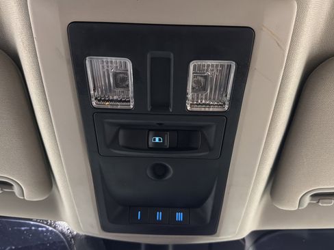 Used 2014 RAM 1500 Laramie w/ Convenience Group RWD image 23