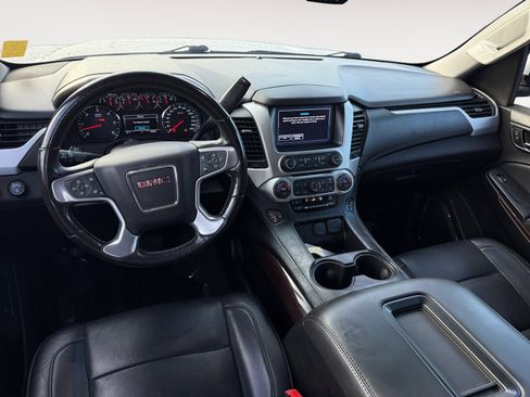 Used 2018 GMC Yukon XL SLT image 15