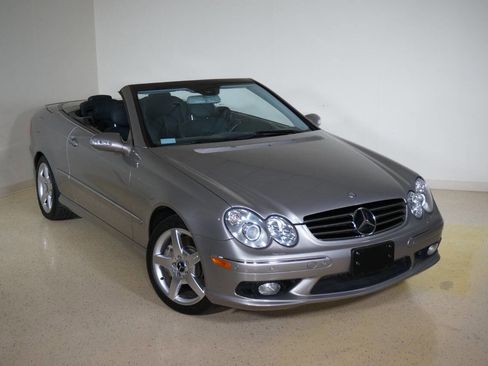 Used 2005 Mercedes-Benz CLK 500 Cabriolet image 1