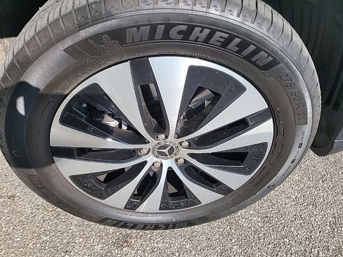 Used 2025 Mercedes-Benz GLE 350 4MATIC image 13