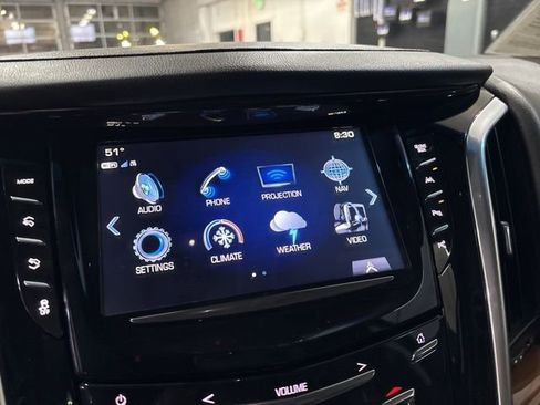 Used 2019 Cadillac Escalade Premium Luxury image 26