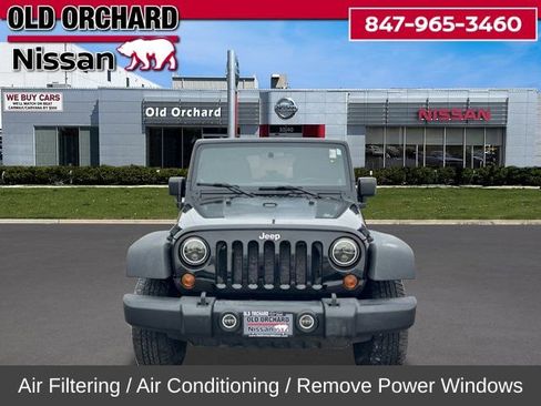 Used 2011 Jeep Wrangler Unlimited Rubicon w/ Call of Duty Group image 3