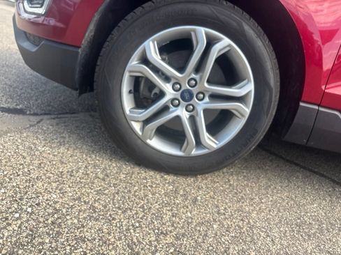 Used 2015 Ford Edge Titanium w/ Equipment Group 301A AWD/4WD image 31