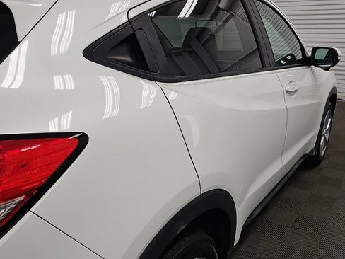 Used 2019 Honda HR-V EX image 10