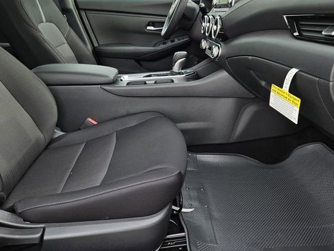 New 2025 Nissan Sentra SV w/ Trunk Package image 5