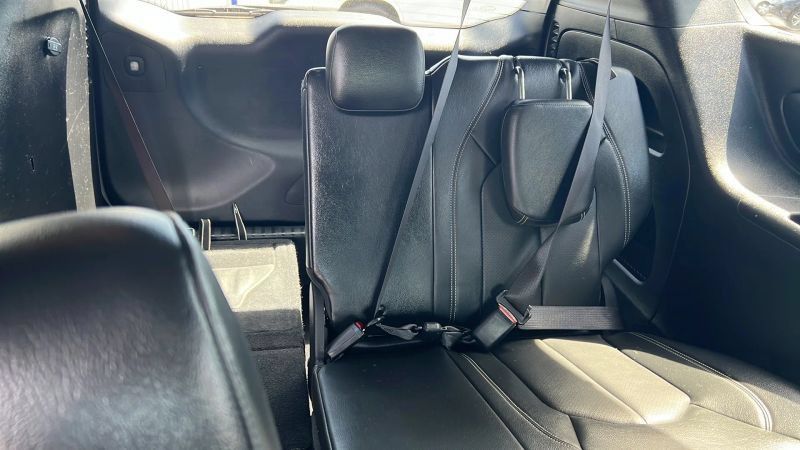 Used 2019 Chrysler Pacifica Touring-L w/ S Appearance Package FWD image 7