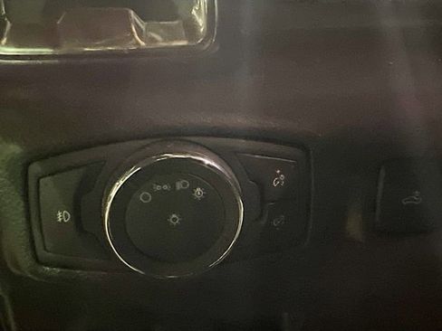 Used 2019 Ford Ranger Lariat w/ Technology Package image 11