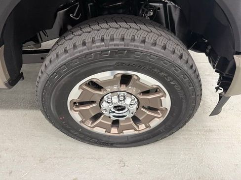 New 2026 Ford F250 4x4 Crew Cab Super Duty image 5