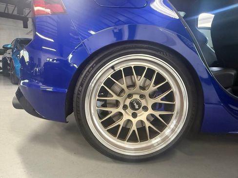 Used 2024 Volkswagen Golf R image 12