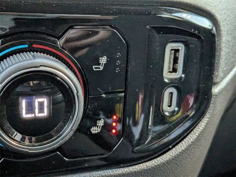 Certified 2025 Chevrolet Silverado 1500 LT w/ All Star Edition Plus image 29