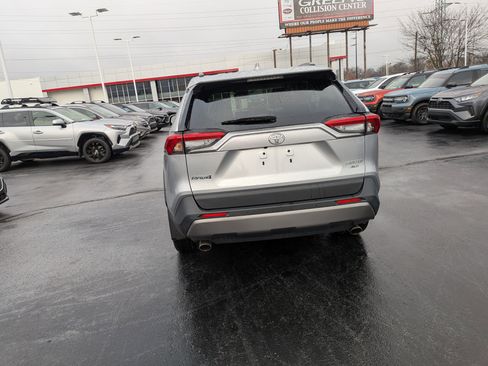Used 2019 Toyota RAV4 Limited w/ All Weather Liner Package image 9