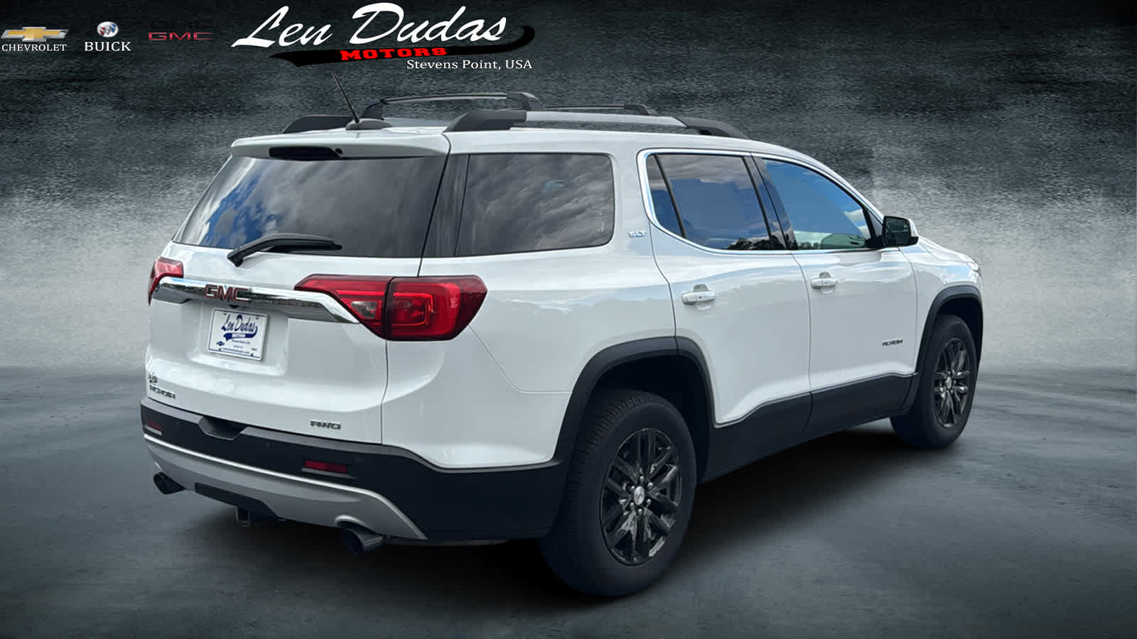 Used 2018 GMC Acadia SLT AWD/4WD image 4