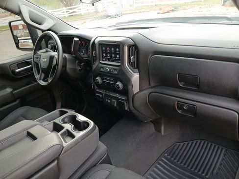 Used 2024 Chevrolet Silverado 2500 Custom w/ Custom Convenience Package image 45