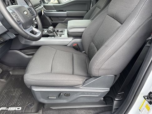 New 2025 Ford F150 XLT w/ Equipment Group 302A MID image 9