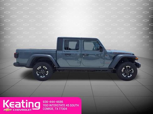 Used 2026 Jeep Gladiator Rubicon AWD/4WD image 10