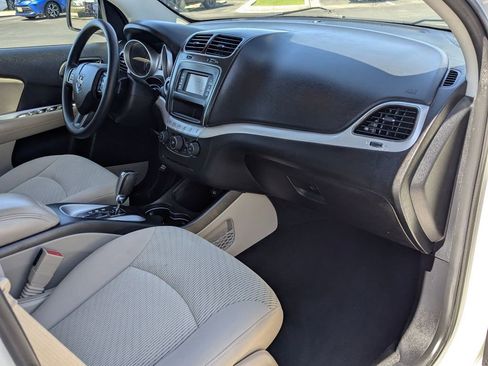 Used 2015 Dodge Journey American Value Package w/ Flexible Seating Group image 23