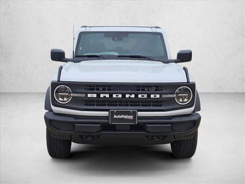 New 2025 Ford Bronco 4-Door image 6