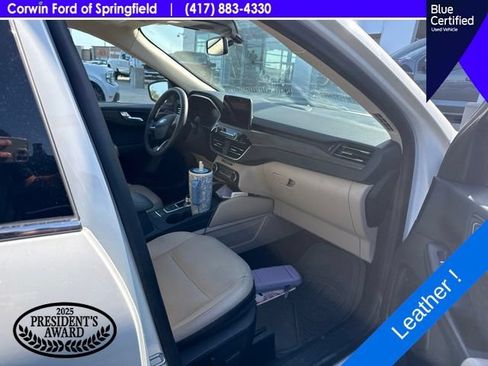 Used 2020 Ford Escape Titanium w/ Titanium Premium Package 2.0 AWD/4WD image 5