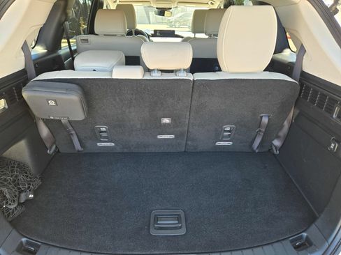 Certified 2024 MAZDA CX-90 Plug-In Hybrid w/ Preferred AWD/4WD image 12