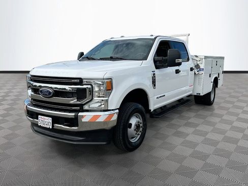 Used 2022 Ford F350 XLT AWD/4WD image 3