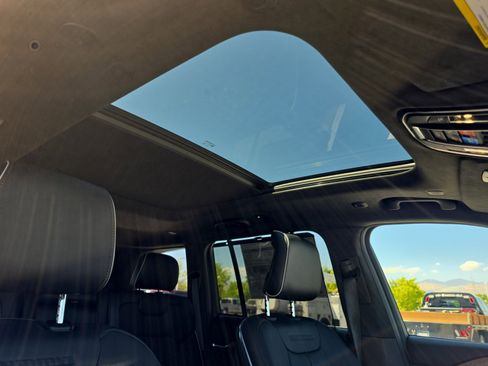 New 2026 Jeep Grand Cherokee Summit AWD/4WD image 34