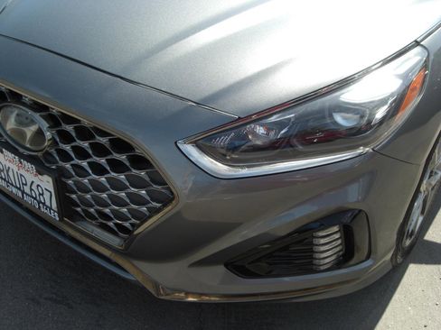 Used 2019 Hyundai Sonata Limited FWD image 20