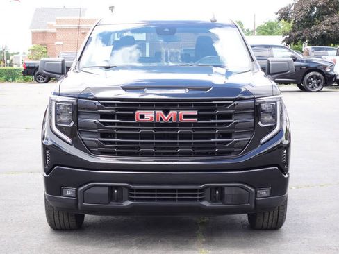 Used 2023 GMC Sierra 1500 Elevation AWD/4WD image 6