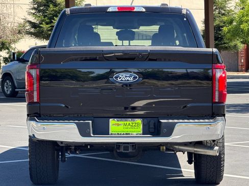 Used 2025 Ford F150 Lariat AWD/4WD image 12
