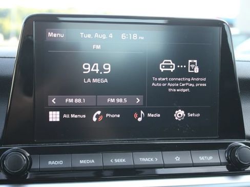 Used 2024 Kia Forte LXS w/ LXS Technology Package FWD image 5