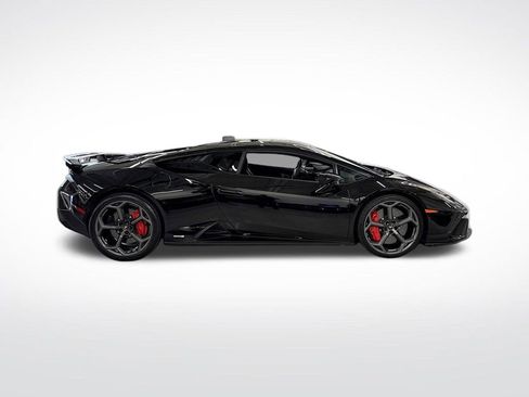 Used 2024 Lamborghini Huracan Tecnica image 5