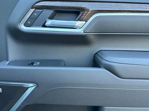 New 2026 GMC Sierra 1500 Elevation w/ Elevation Premium Package AWD/4WD image 19