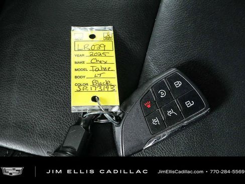 Used 2025 Chevrolet Tahoe LT RWD image 40