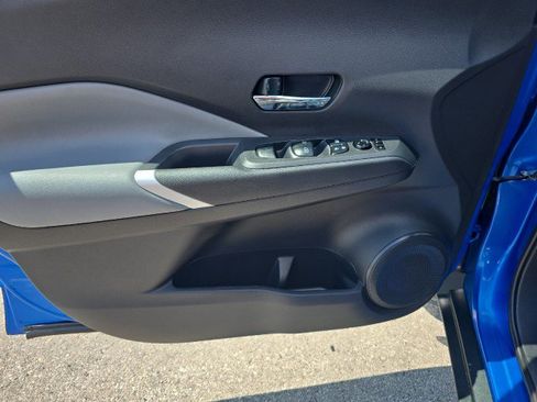 Used 2021 Nissan Kicks SR w/ SR Premium Package image 15